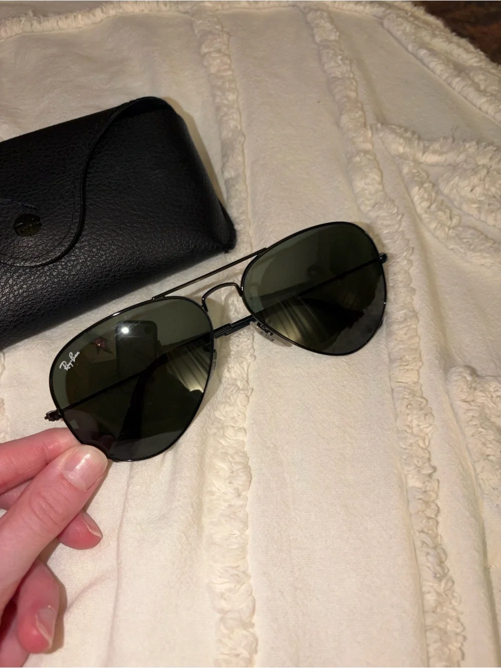 Ray-Ban Aviator Sunglasses in Black Frame with Dark Green Lenses